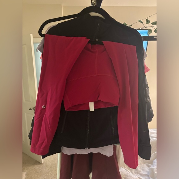 COPY - Lululemon Wunder Train High-Rise Tight 25" leggings {Ruby Red} - Picture 2 of 5